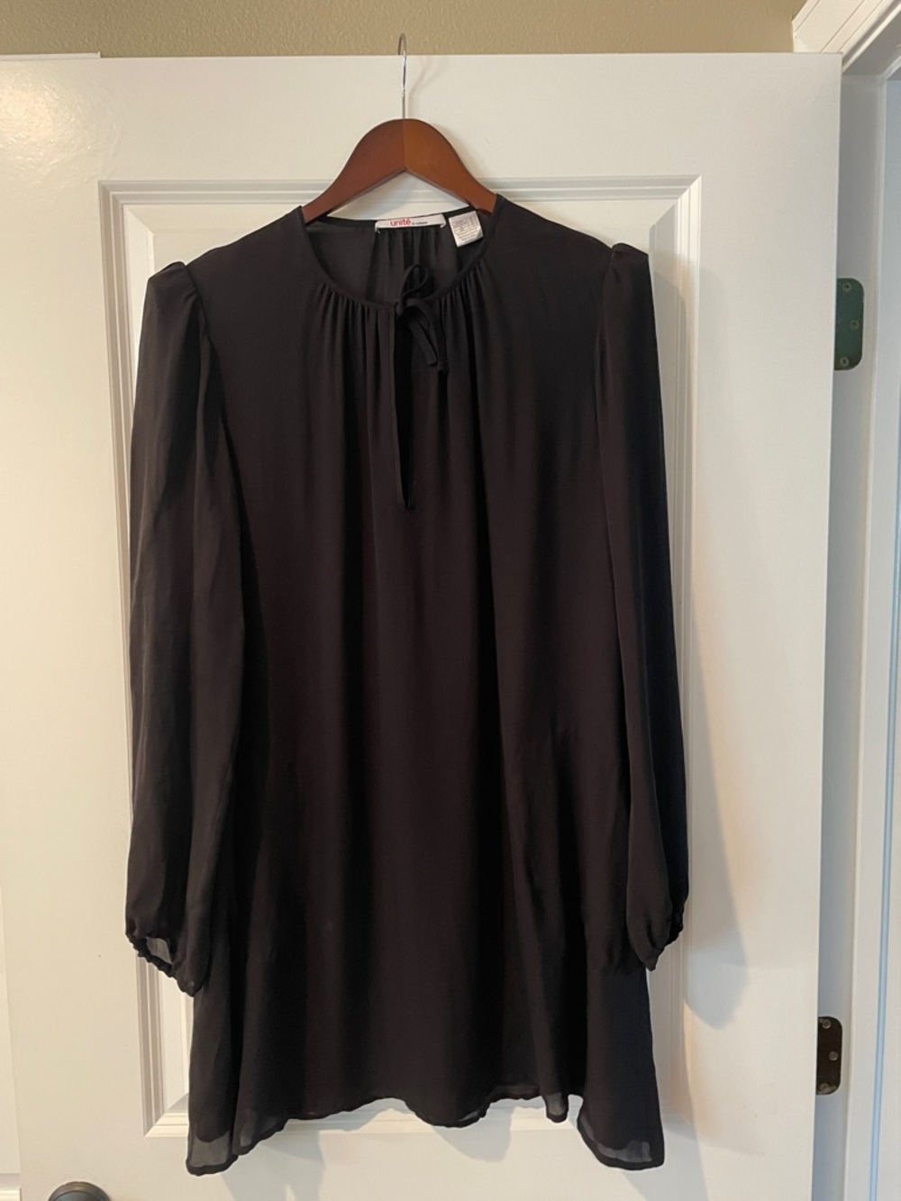 Woven Black Long Sleeve Tunic